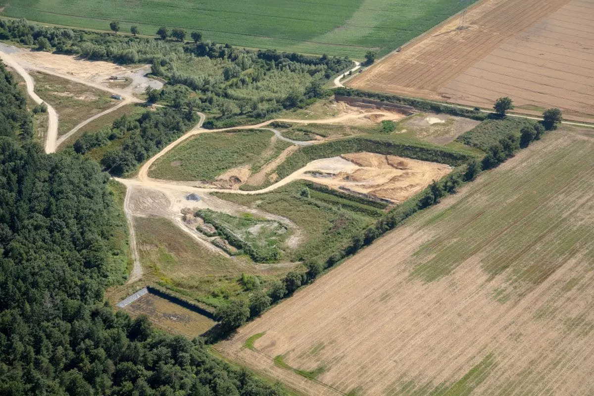 Vue aérienne de la carrière de Saint Didier